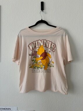 Disney Winnie the Pooh Floral Graphic Tee Cream Blush Oversized XL